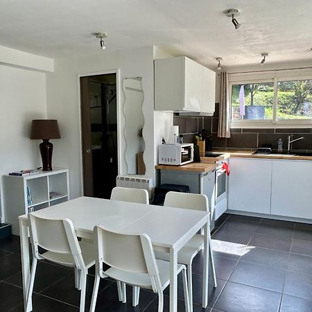 Appartement 2-4 Pers. Piscine, Entre Aix Et Cassis La Destrousse Luaran gambar