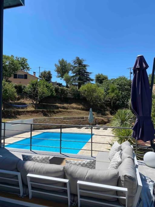 Appartement 2-4 Pers. Piscine, Entre Aix Et Cassis La Destrousse Luaran gambar