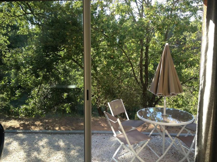 Appartement 2-4 Pers. Piscine, Entre Aix Et Cassis La Destrousse Luaran gambar