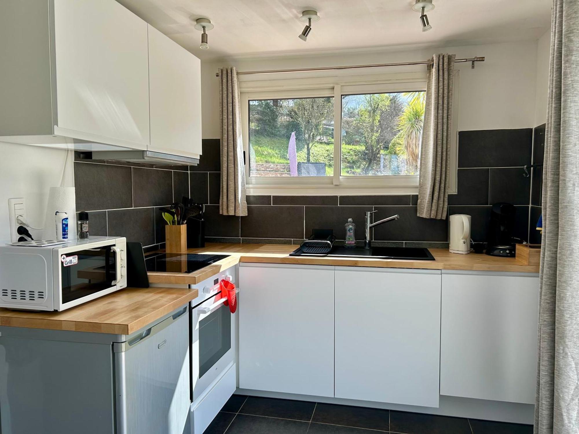 Appartement 2-4 Pers. Piscine, Entre Aix Et Cassis La Destrousse Luaran gambar